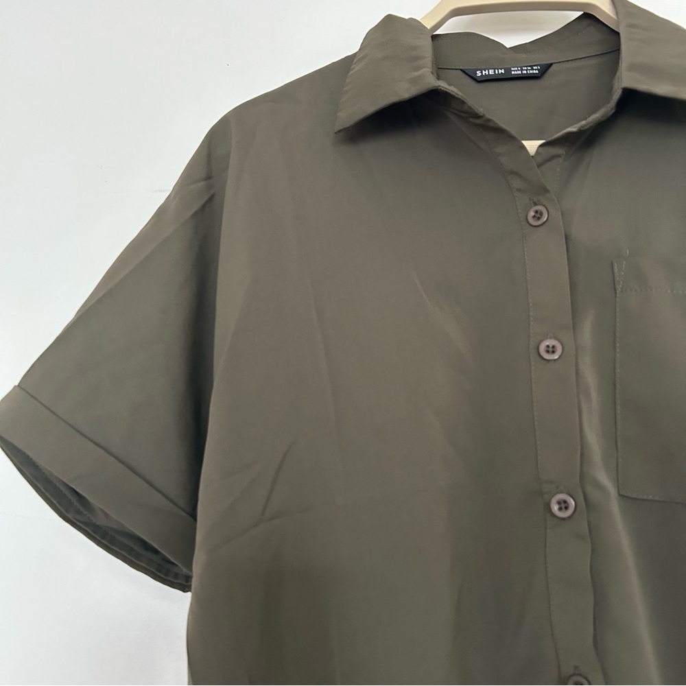 2 for 15 🌿🌱 Deep green oversized cuff sleeve collar neck blouse - Picture 7 of 8